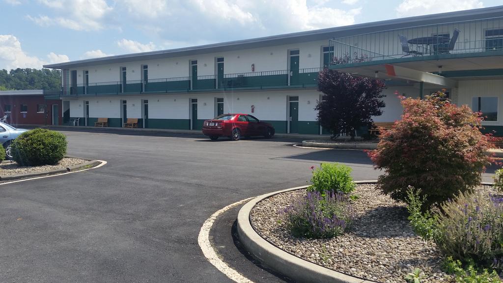Huntingdon Motor Inn Exterior foto